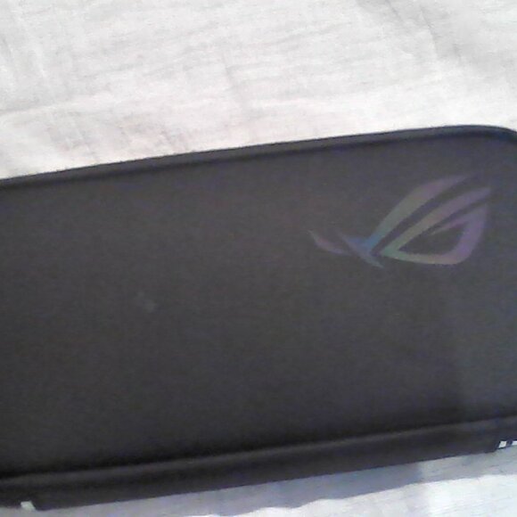 ASUS ROG ALLY - Picture 3 of 6